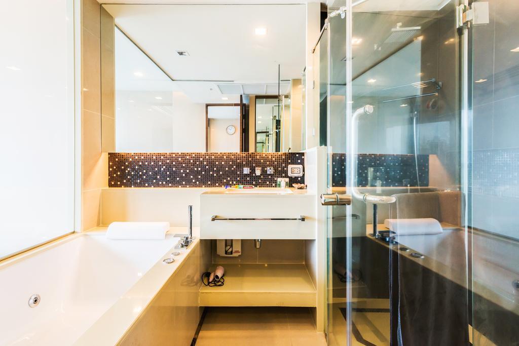 The Address Sathorn By Favstay بانكوك الغرفة الصورة